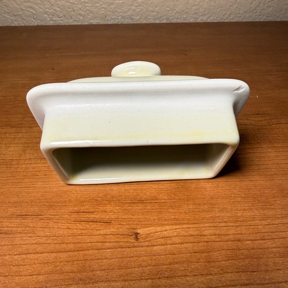 Vintage Hall Superior Kitchenware Jewel Tea
Autumn Leaf Newport Teapot - Picture 6 of 10